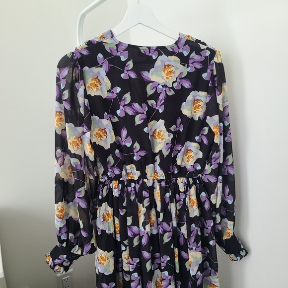FLORAL RUFFLE DRESS - Picture 11 of 11